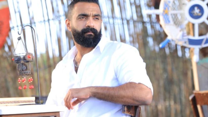 محمد رأفت يطرح “عدت” من شوارع وبحر بورسعيد