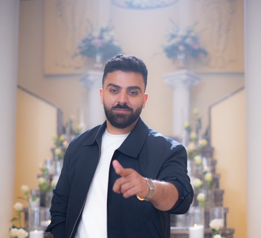 من البحر الميت.. سعد الزين يقدم “إنتي الحقيقة” بصورة سينمائية
